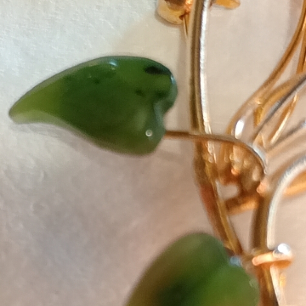 Estate Gold and Green Floral Brooch with Pearl - Picture 4 of 16
